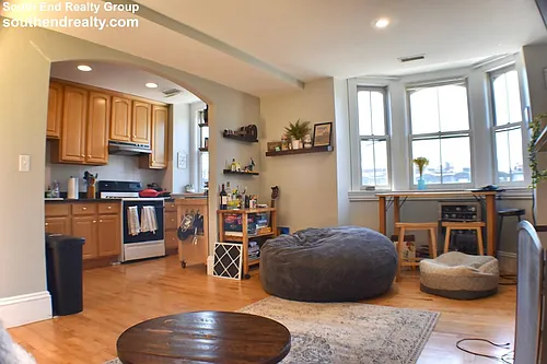 518 Columbus Ave #4 Photo 1