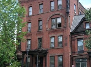 72 Essex St, Holyoke, MA 01040