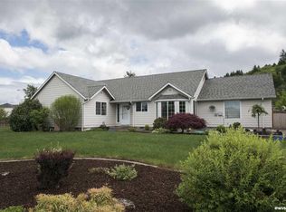 2812 Fir Ct, Sweet Home, OR 97386