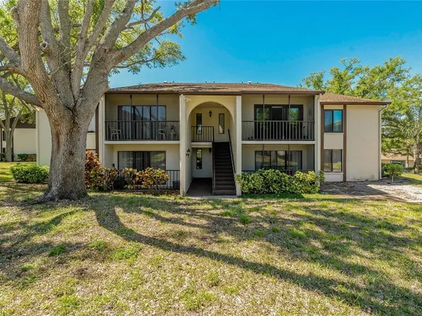 1737 Pine Ridge Way W APT B1, Palm Harbor, FL 34684