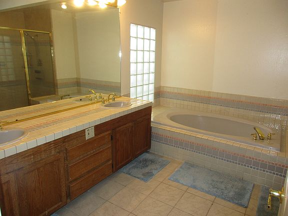 4th image of 1598 Catlin Dr
