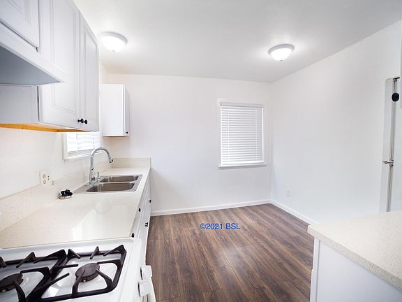 Brand new eat in kitchen.