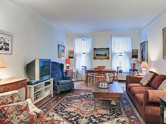 5th image of 71 Ocean Pkwy APT 3C
