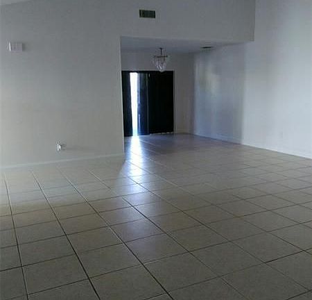 5th image of 3603 NW 83rd Ave