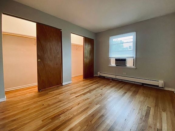 5th image of 202 S Walton St Unit R-2b