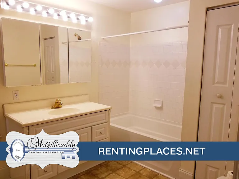 1509 Troupe St — Photo 5