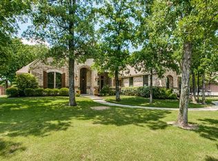 101 Red Oak Dr, Aubrey, TX 76227