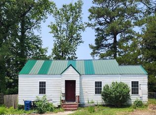 408 Sherwood Rd, Jacksonville, NC 28540