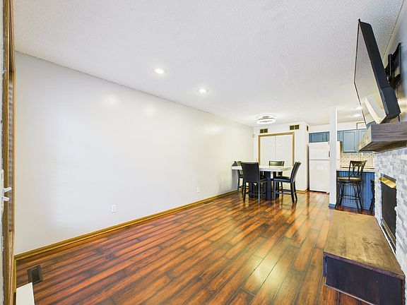 4th image of 1853 Riverwood Dr #4