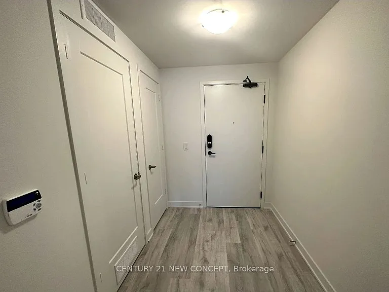 60 Princess St #1020 — Photo 6