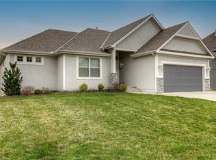 10231 N Cedar Ave, Kansas City, MO 64157