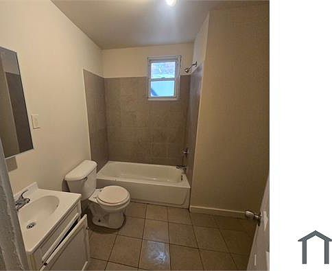 2nd image of 926 Lindley Ave #1