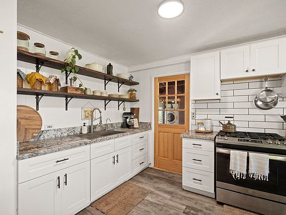 5th image of 4401 Aalona St