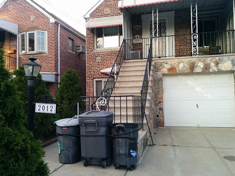 2012 Colden Ave #1 — Photo 1