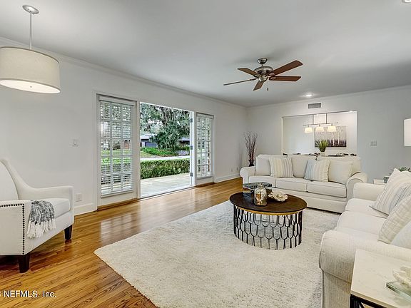 5th image of 7070 SALAMANCA Avenue
