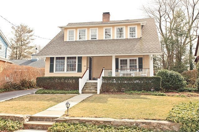1st image of 36 Lansdowne Dr