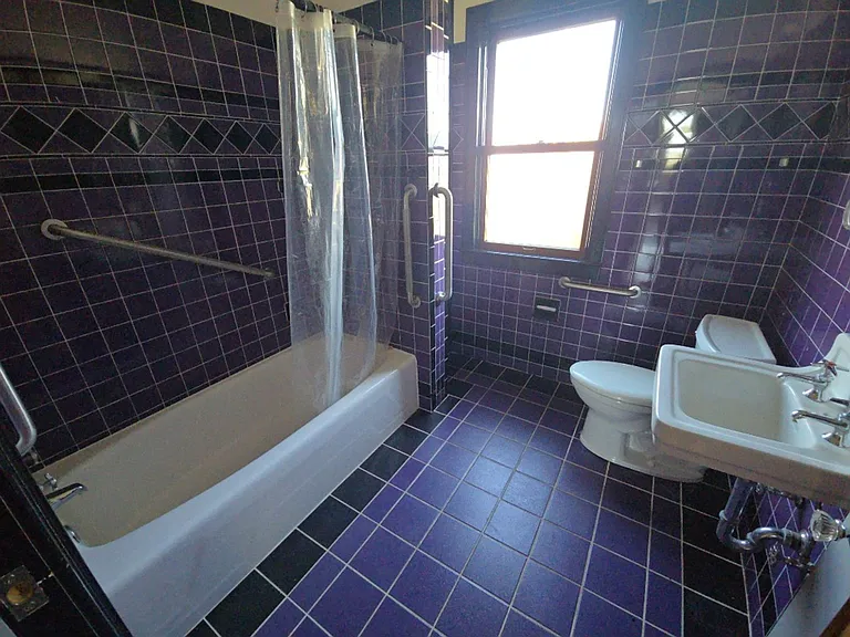 2754 Van Duzen St — Photo 27