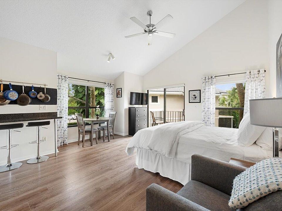 1st image of 11863 Wimbledon Cir APT 524