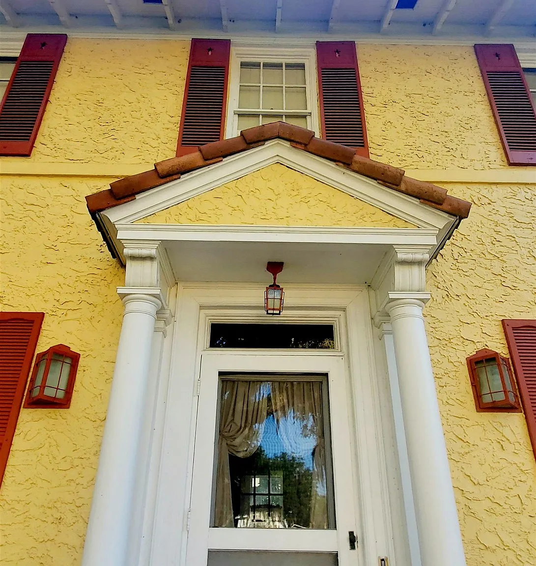 6 bed, 3.0 bath, 3594 sqft, $3,500 — Photo 3