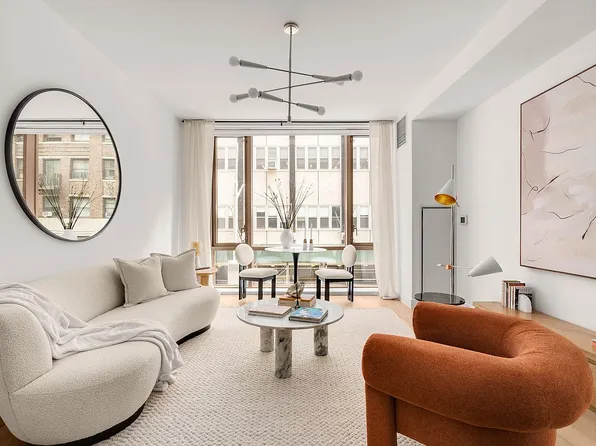 230 E 20th St #44, New York, NY 10003