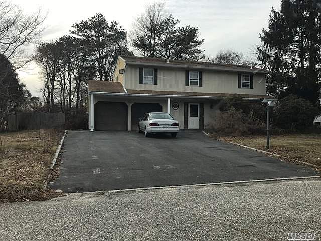 1st image of 8 Fairbanks St