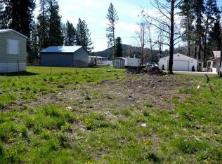 40510 Lakeside Rd, Loon Lake, WA 99148