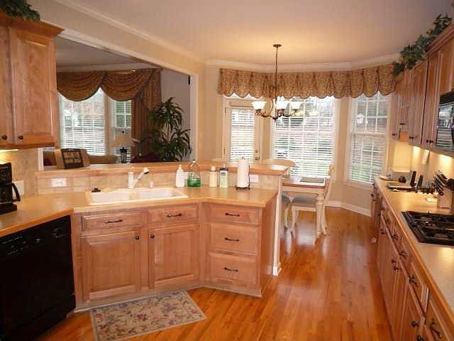 2nd image of 22055 Preswick Dr