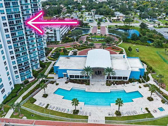 4th image of 241 Riverside Dr Unit 1204