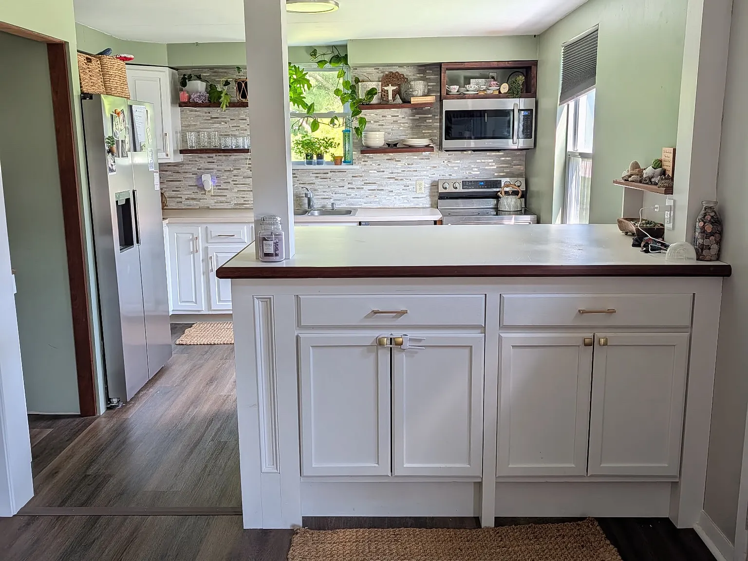 4 bed, 1971 sqft, $3,000 — Photo 2