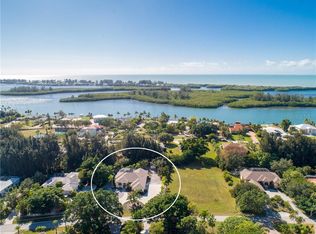 325 Capstan Dr, Placida, FL 33946