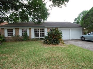 6031 Spellman Rd, Houston, TX 77096