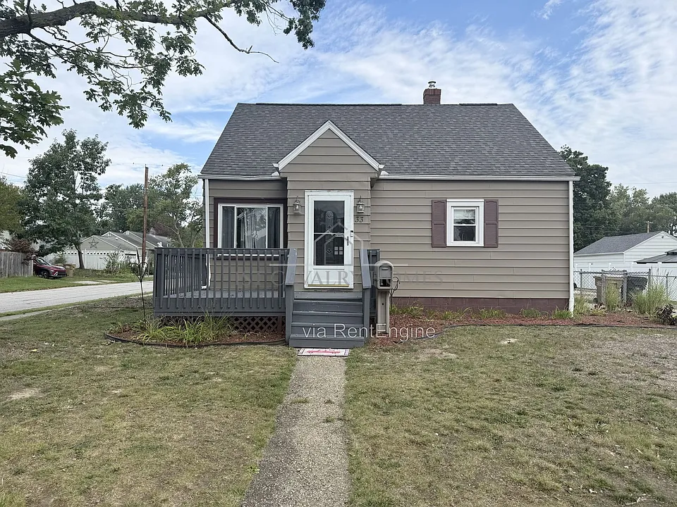 33 Pierce Ave