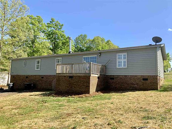 2nd image of 165 Fairview Oaks Dr