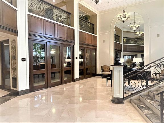 Business Center in Main Lobby