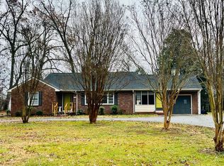 3106 Alamance Rd, Burlington, NC 27215