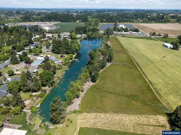 6020 State St SE, Salem, OR 97317