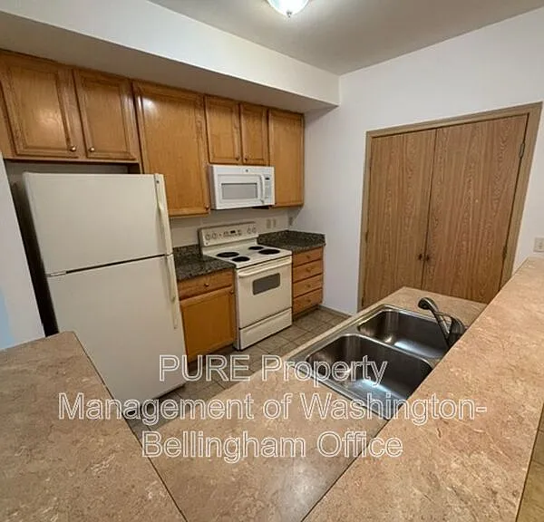 516 Darby Dr #210 — Photo 4