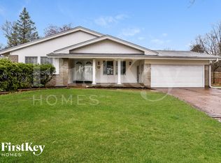 12431 Betsy Ross Ln, Saint Louis, MO 63146