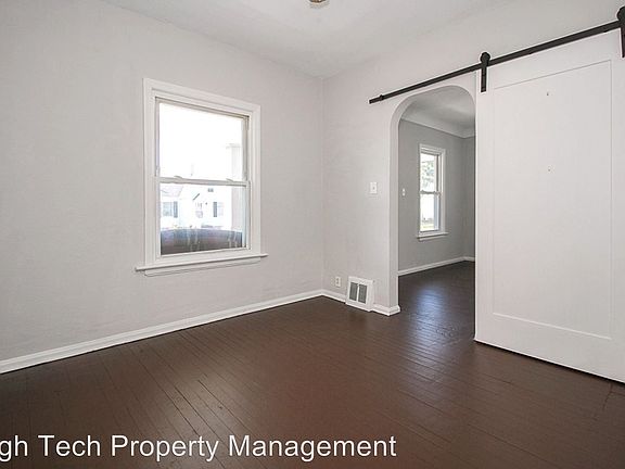 5th image of 4512 Oak Park Ave #8502679