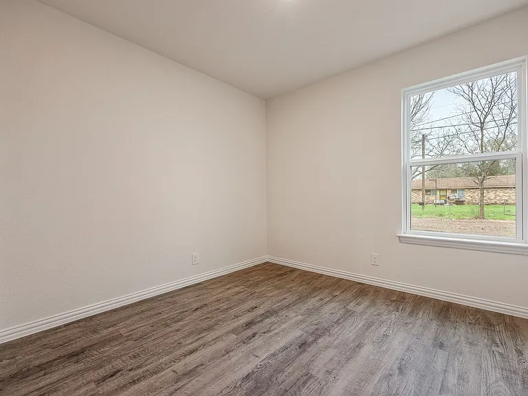 1143 Magnolia St #A — Photo 14