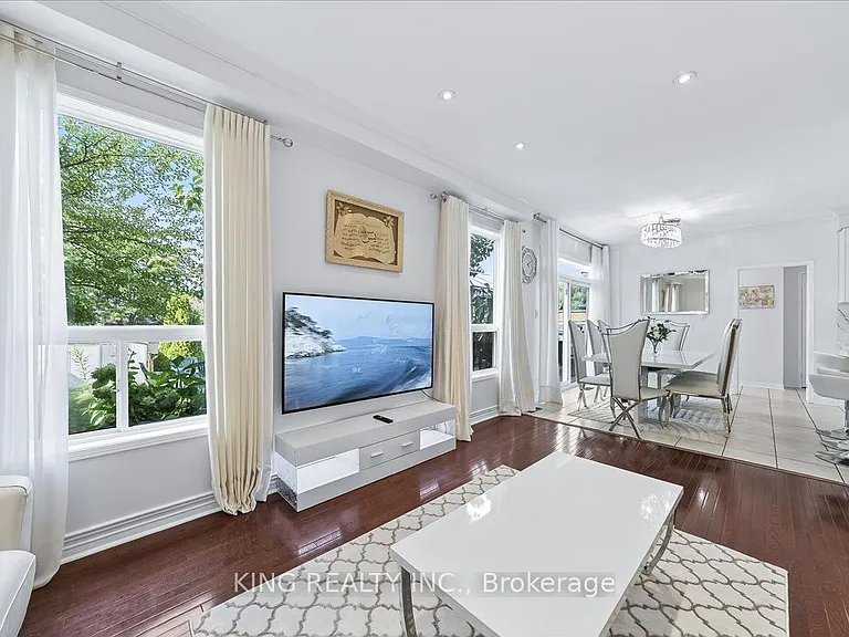 76 Blackburn Dr — Photo 18