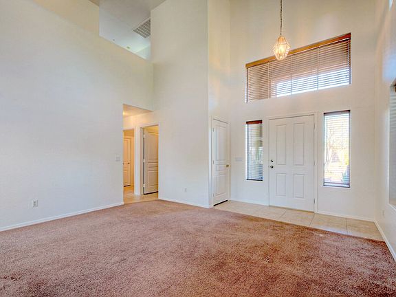 Frontroom