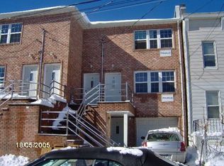 9528 Culloden Pl, Ozone Park, NY 11416