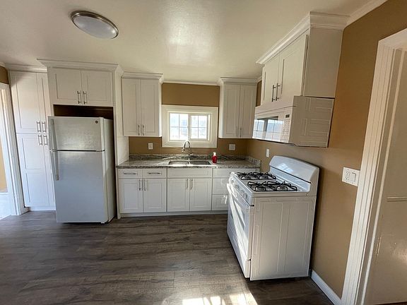 5th image of 219 South St #B