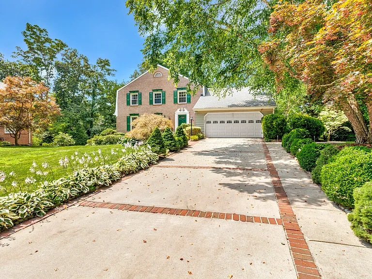 4203 Pickering Pl — Photo 19
