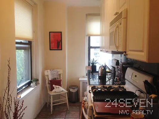 Rented by 24 7 NYC Realty Inc. | media 60