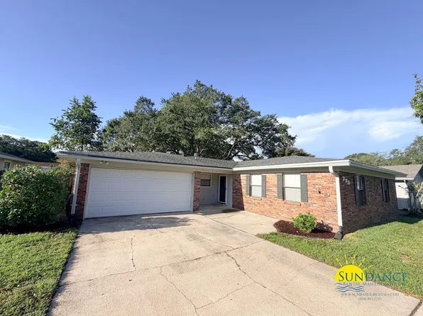 723 Clark Dr NW, Fort Walton Beach, FL 32547
