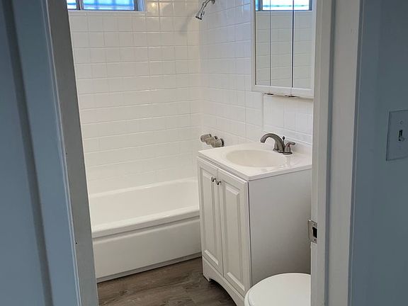 3rd image of 129 N Avenue 56 #131.5