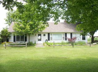 1556 Old Shore Dr, Harbor Beach, MI 48441