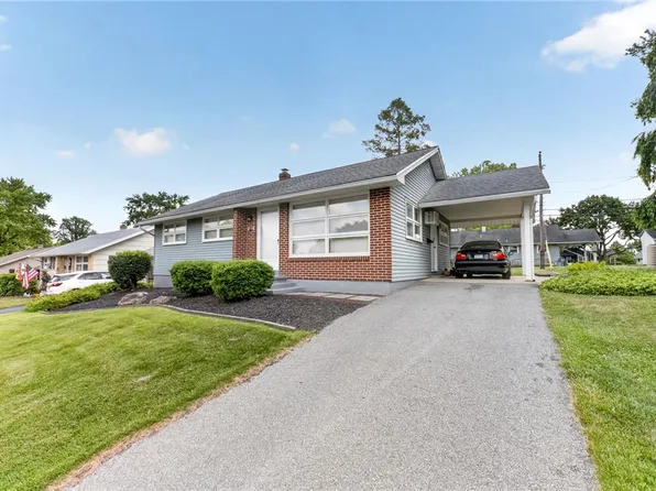 2736 W South St, Allentown, PA 18103